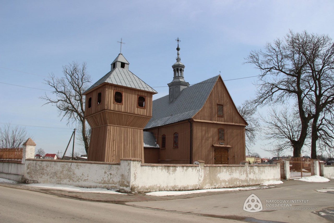 Kościół św. Michała i dzwonnica Bebelno